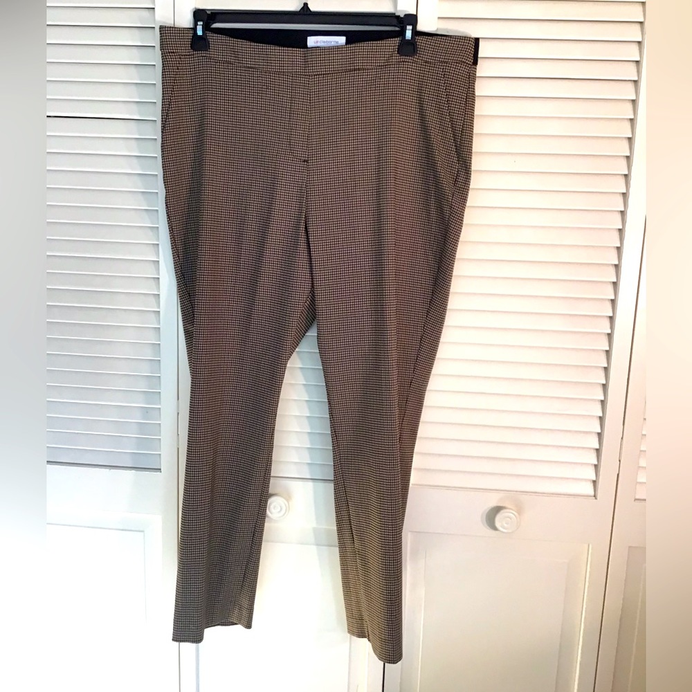 Liz Claiborne skinny stretch pants